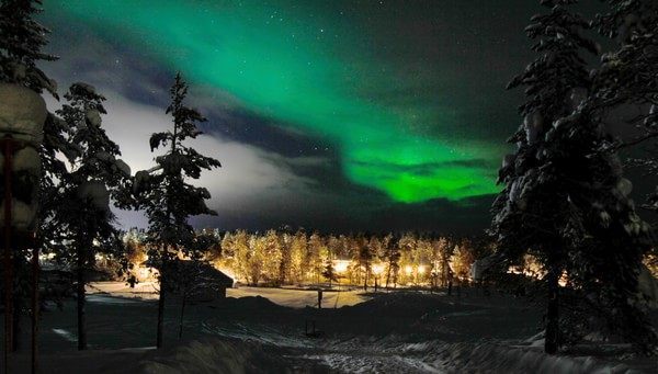 首个承认中国驾照的国家:高速公路免费行驶,来