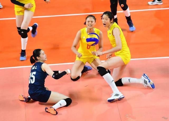 亚运女排中日决,一人神发挥,两人大露馅,女王关