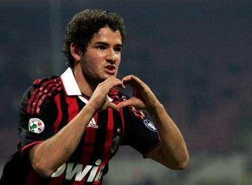 世界足坛十大伤仲永球员,如此天赋却自甘堕落