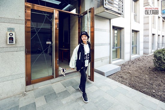 林允冯绍峰恋情早有端倪？两人同住一个小区