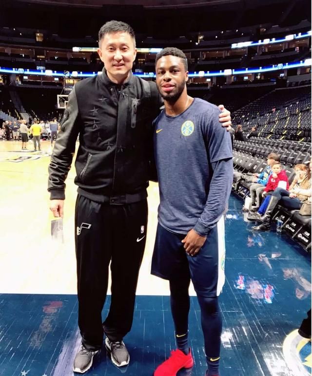 中国篮球主帅杜锋又找一位后卫,是为广东队操