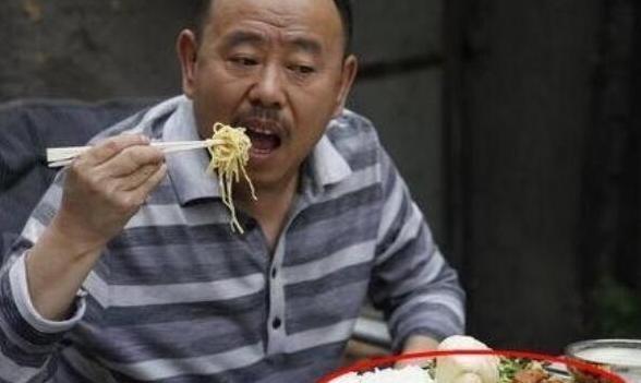 郭德纲剧组饭菜虽丰富 但终究敌不过泰森的饭菜 郭德纲剧组饭菜虽丰富 但终究敌不过泰森的饭菜