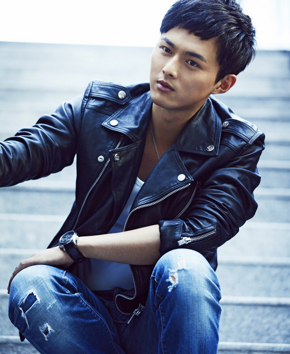 老家土地被强征 爸妈遭几十人控制 叶祖新怒了