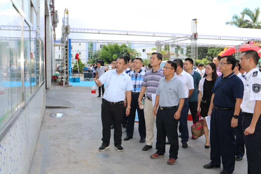 深圳市光明新区电梯安全教育基地揭牌启用