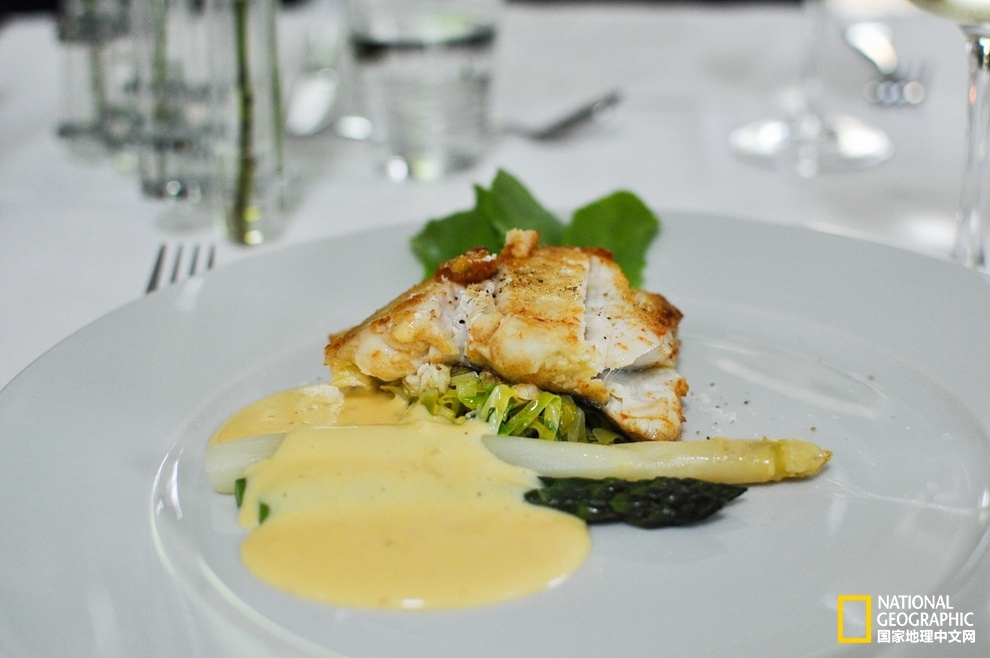 怎么选鱼籽 t019481d2be938c7d70.jpg?size=990x658