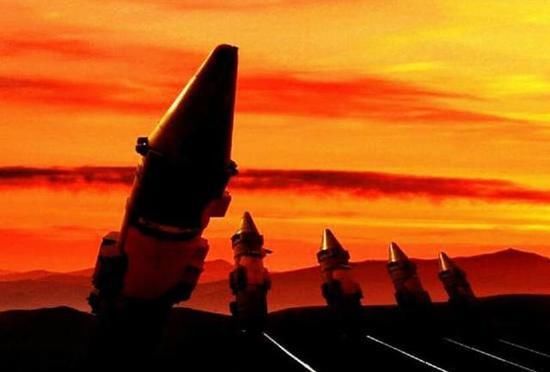 中国双航母战斗群谁来保护?美国打造最厉害导