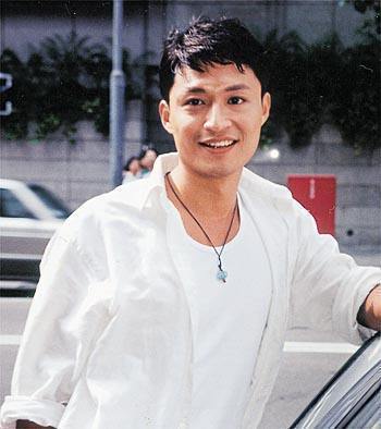 小21岁娇妻与女儿年龄相仿