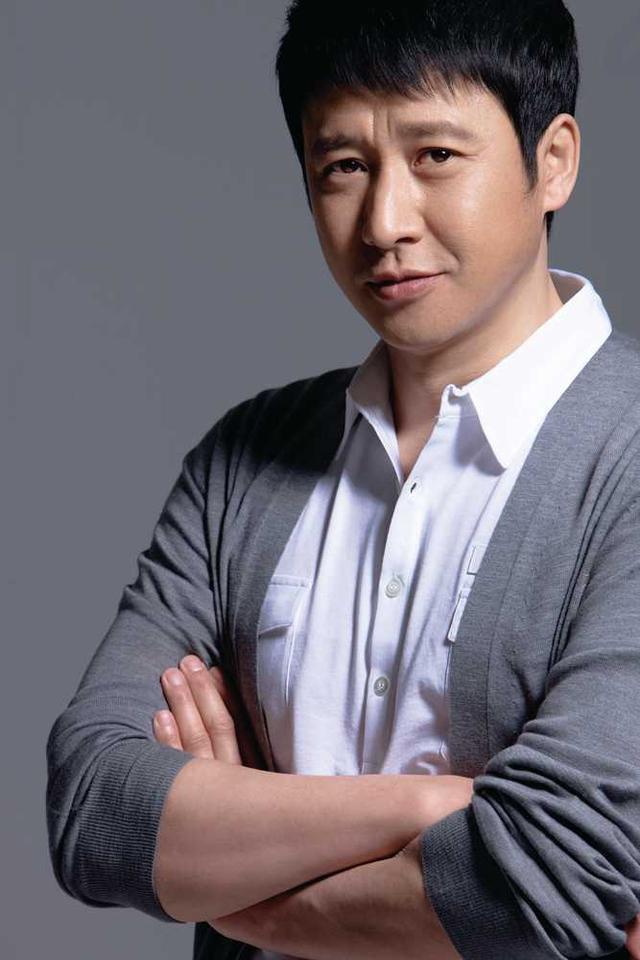 他曾排斥许三多,如今盛赞王宝强,张国强要做牛演员而非牛明星