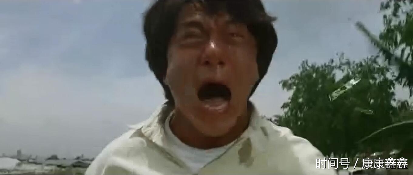 成龙《警察故事3超级警察》片尾曲特别适合迷