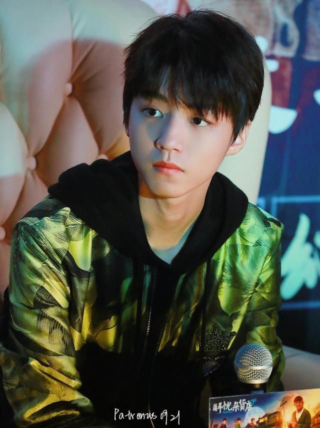 王俊凯解忧杂货店,重庆路演 ,想问今天嘟嘴男孩