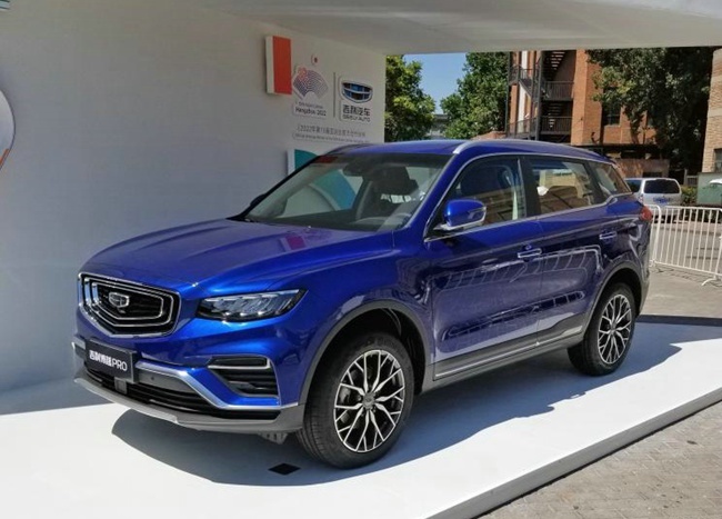 吉利博越pro首发亮相 吉客系统构建新智能生态