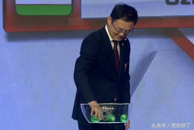 上上签!孙继海亲手将国足抽入淘汰赛?央视狂赞
