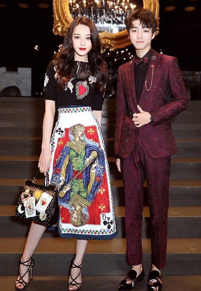 迪丽热巴王俊凯米兰时装周同框颜值高,郑爽晒