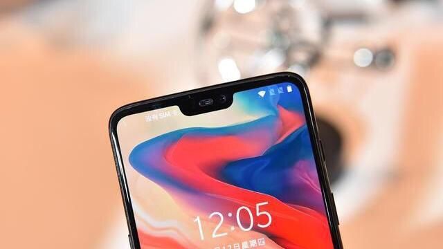 想要掀翻苹果的锤子R1折戟,又遇一加6,差价30