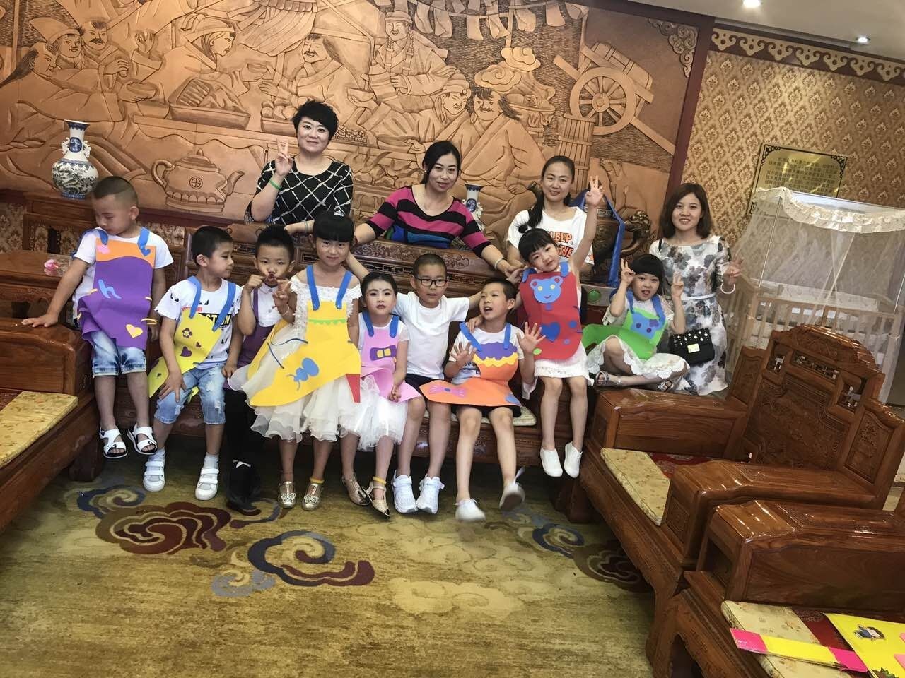 北大青鸟、晨蕾幼儿园举办庆六一文艺汇演