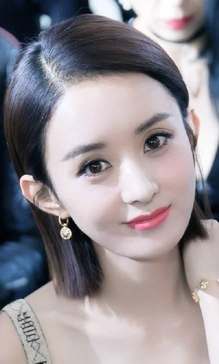 迪奥官博中国区大使没提赵丽颖的名字,真的只