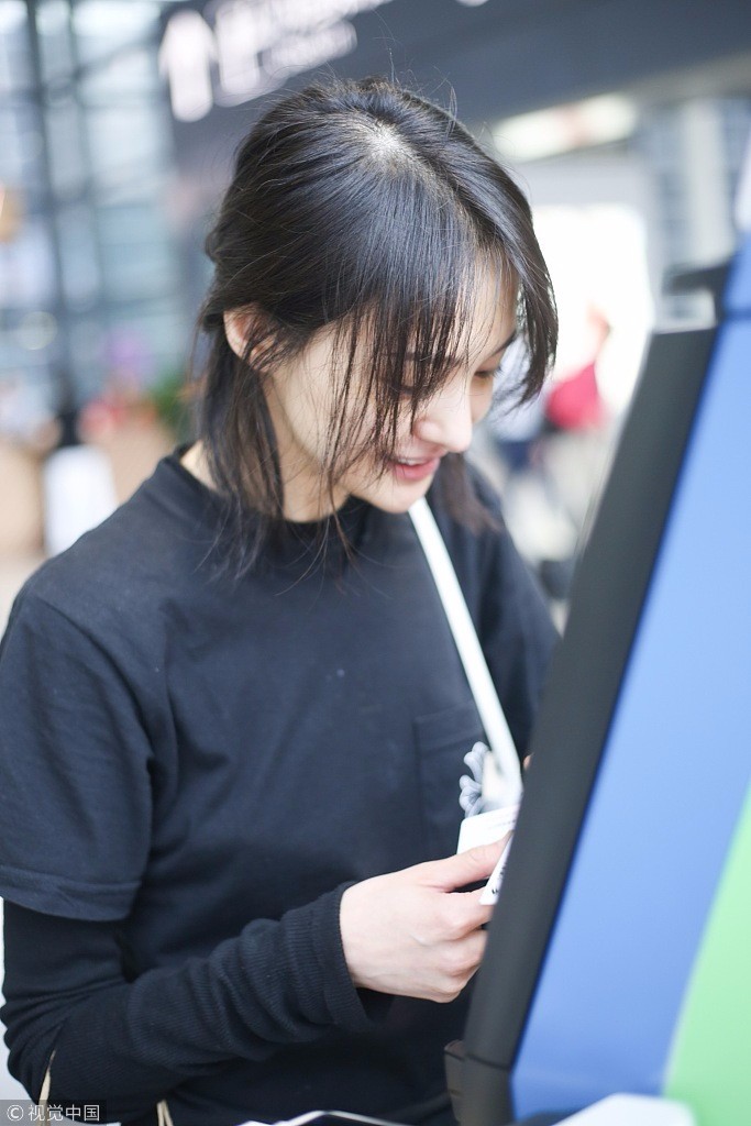 阚清子微博证实分手,郑爽微博喊话:清子,跟爽姐