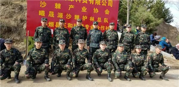 山西忻州春晖志愿者团队开展植树志愿活动