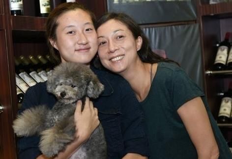 如今她站了出来澄清 成龙一生所爱不是妻子林