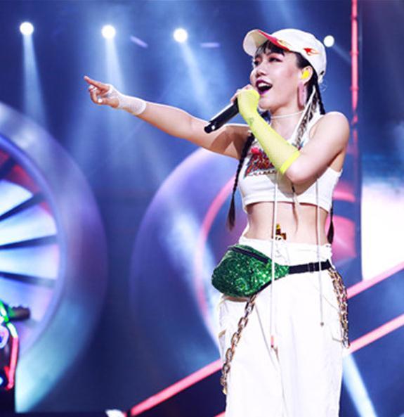 吴莫愁《五环之歌》魔性舞蹈有望掀广场舞新潮