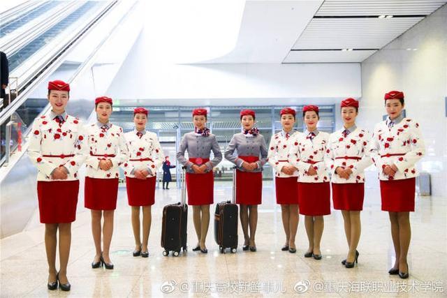 高校空姐礼仪快闪秀 整齐划一引围观 网络热点 第8张 高校空姐礼仪快闪秀 整齐划一引围观 网络热点 第8张