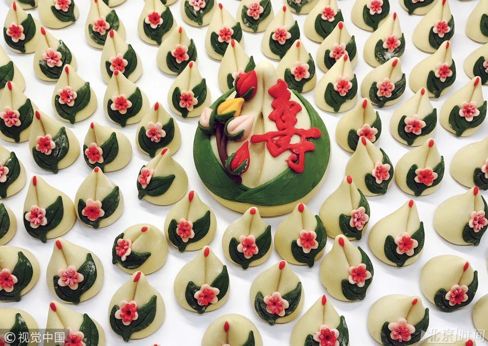 “最牛”馒头店 月售10万一套馒头卖788