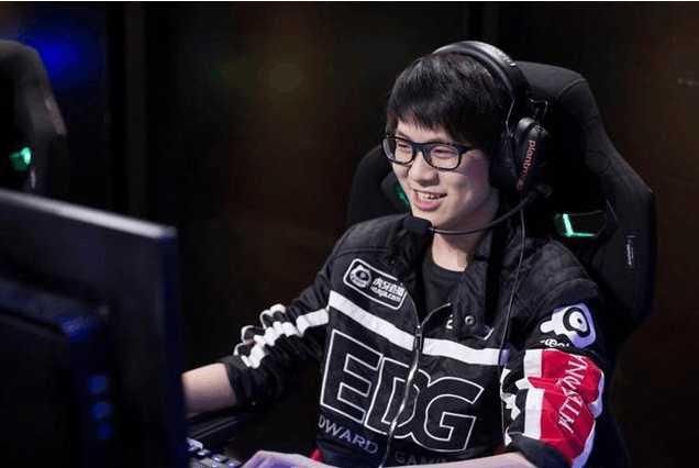 英雄联盟:Ming和Meiko到底谁是LPL第一辅助?