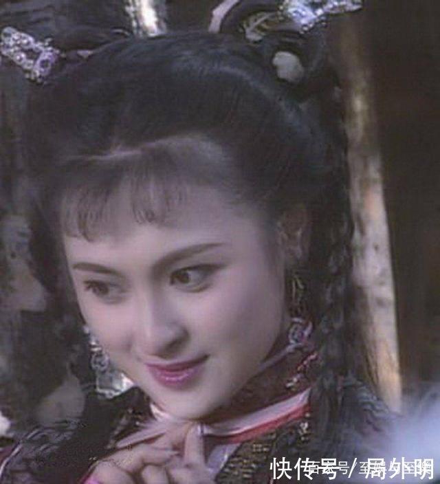 27年前《雪山飞狐》的若兰,嫁入豪门成阔太,今