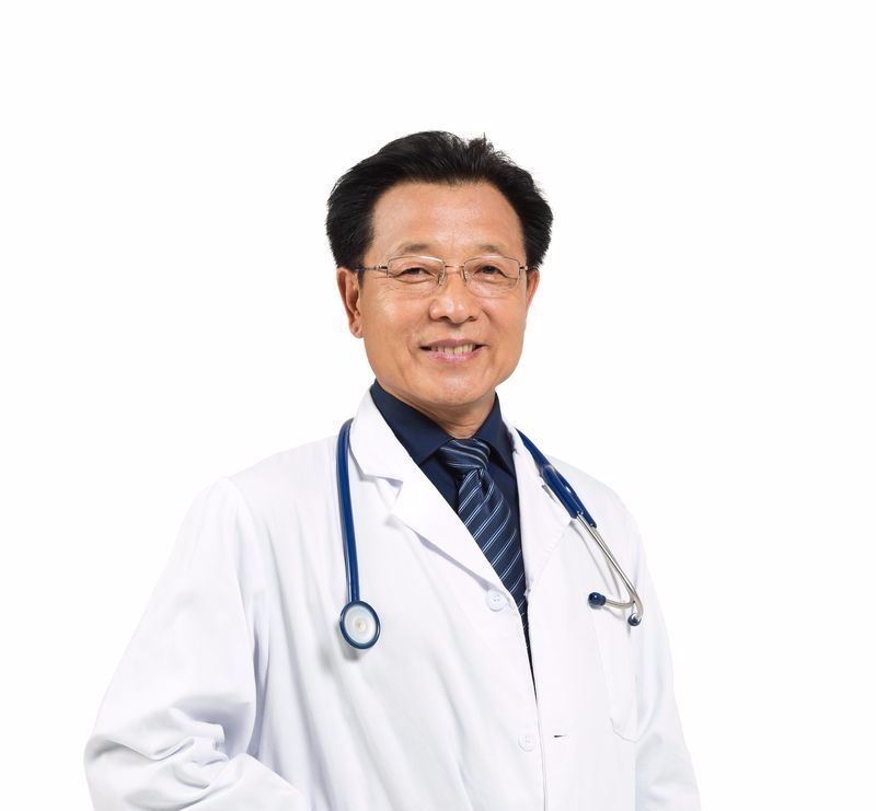 腰椎间盘突出压到神经, 就得做手术?不想手术