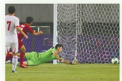 国足1比5负泰国五年后,当年的门将出来说话了