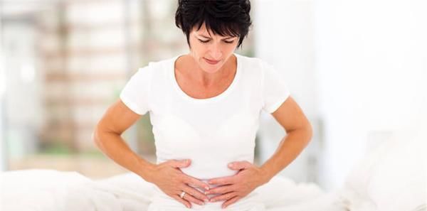 别不在乎胃疼,一转眼就会癌变!身体出现这4症