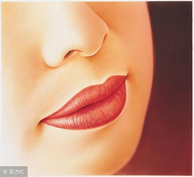 相学嘴唇上的小斑小痣