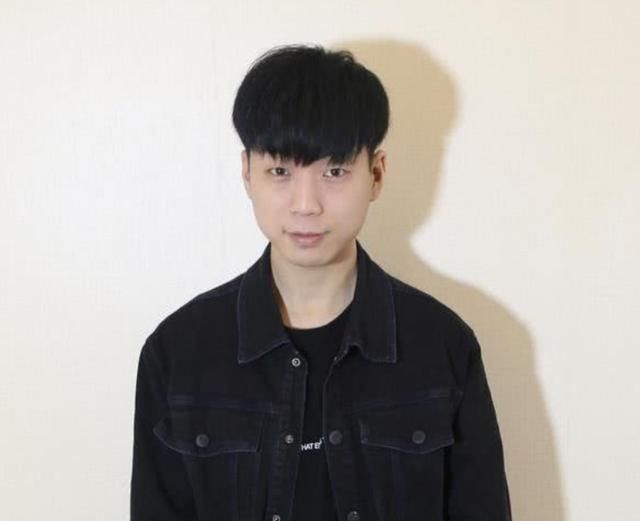 又一LOL职业选手入坑吃鸡,还特定为绝地求生