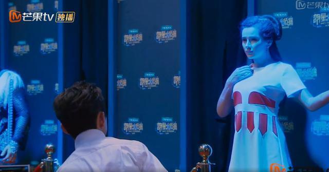 《明星大侦探》回归!杨幂的蜡像成破案关键,把