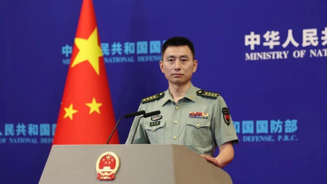 新任国防部新闻发言人张晓刚亮相!首次发布会上,他这么说→ 新任国防部新闻发言人张晓刚亮相!首次发布会上,他这么说→