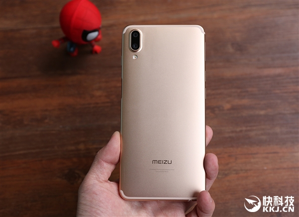 骁龙636\/1799元起!魅蓝E3香槟金版开箱图赏