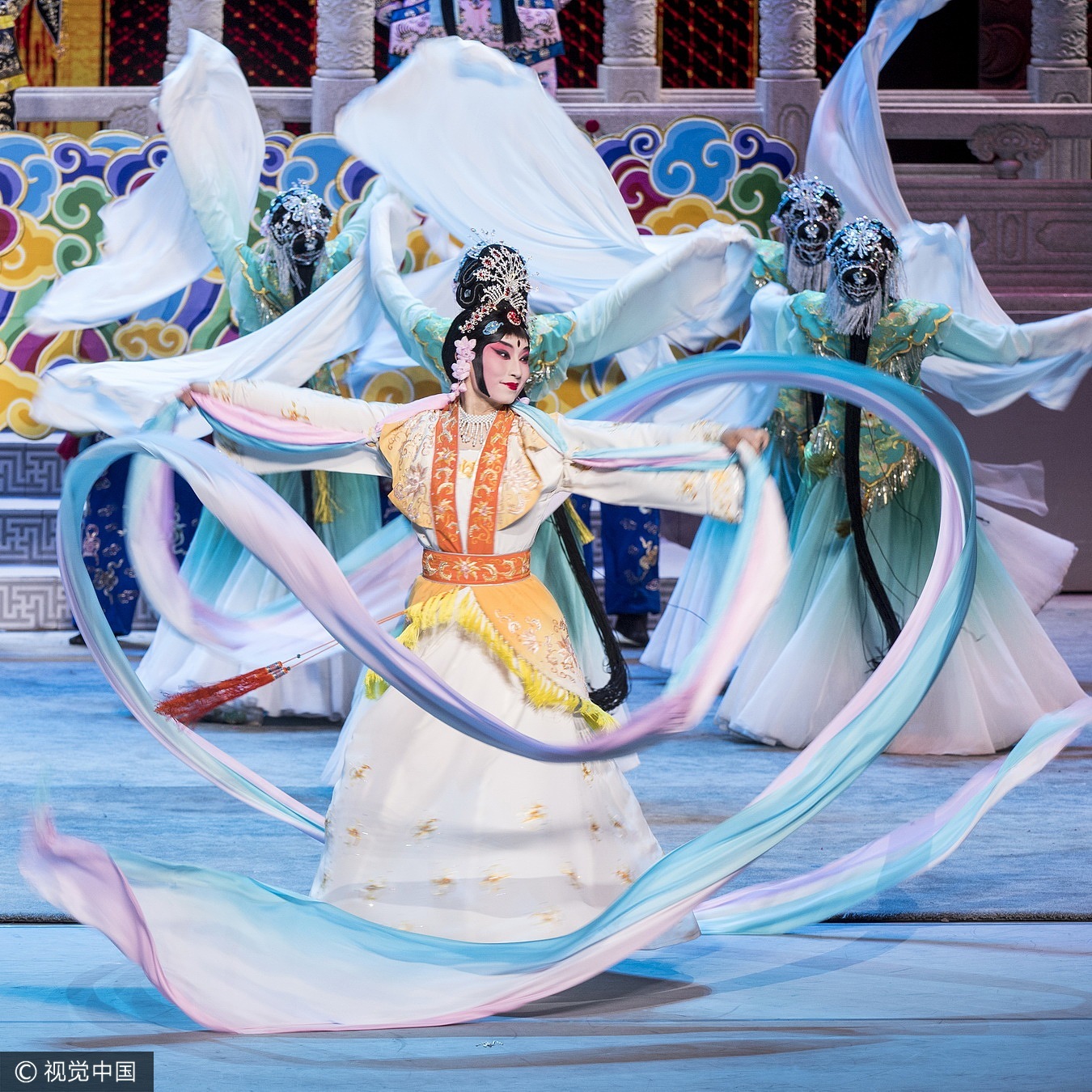 2017年5月14日,“一带一路”国际合作高峰论坛在京召开,当晚,文艺晚会《千年之约》在国家大剧院上演。