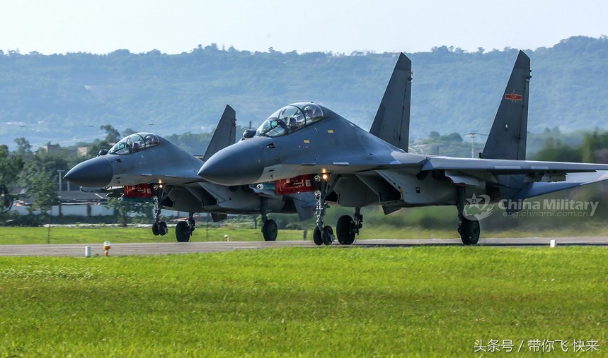 亚洲最强三代半战斗机歼16和苏35