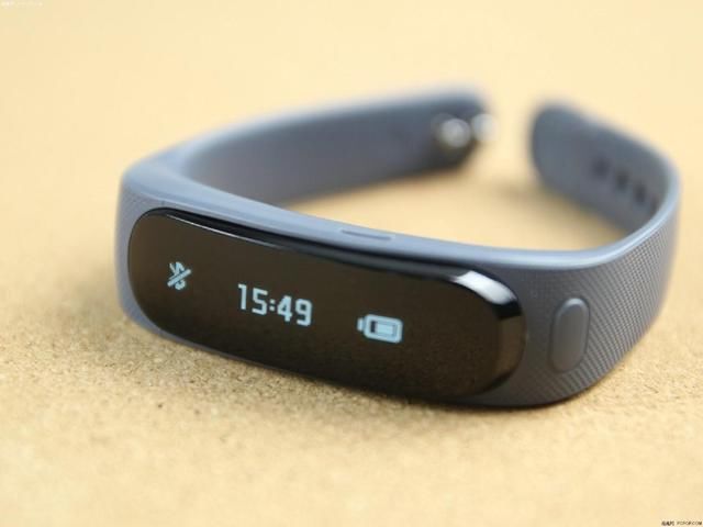 小米手环3和华为手环3对比分析,小米手环3竟然