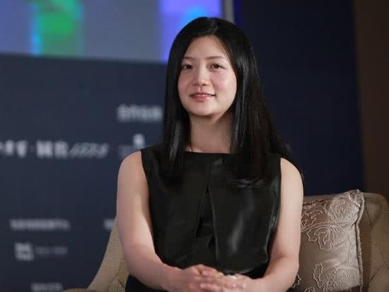 马云很佩服这个女人,身价佰亿都没人敢要,看马