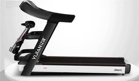 室外跑者逐渐减少 跑步机跑步的利弊分析