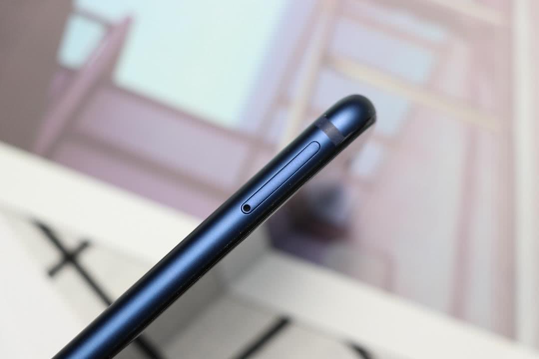 一天后的直观感受,荣耀Play作为中端机型的外