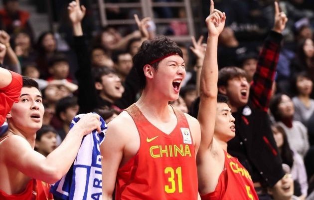 2019年中国男篮两队合并,主教练李楠和杜锋谁