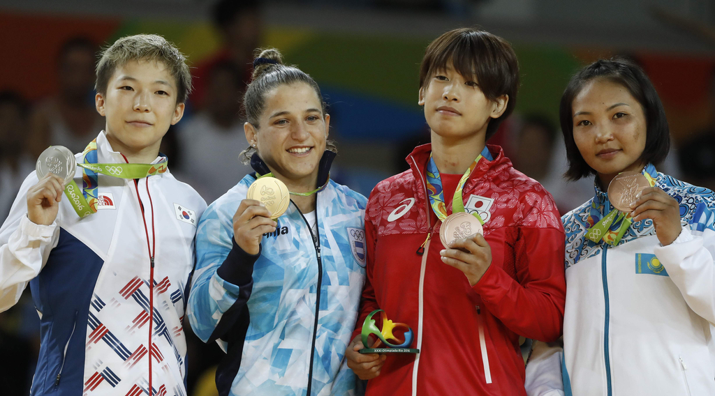 组图-女子柔道48KG级 阿根廷选手帕雷托夺冠