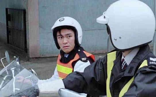 为什么周星驰电影中偏爱9527这个编号?网友