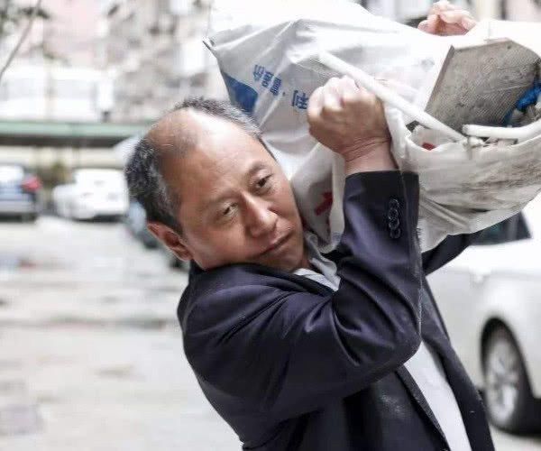 女方要28万彩礼,婚后2个月,女方退还所有彩礼