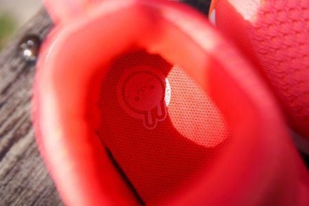 小米生态链爆米花运动鞋测评:做工、脚感堪比