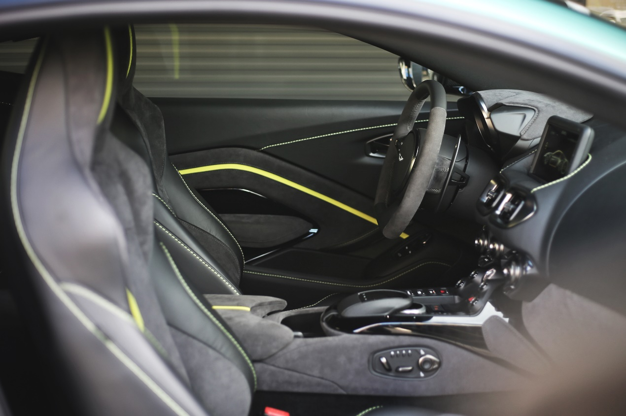 阿斯顿·马丁Vantage F1特别版现已到店开始陆续交付客户