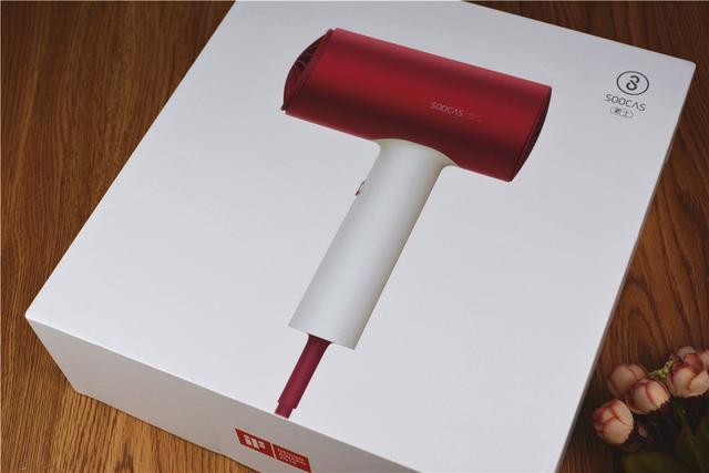 被吹风机种草了,升职加薪被女经理赏识,程序员