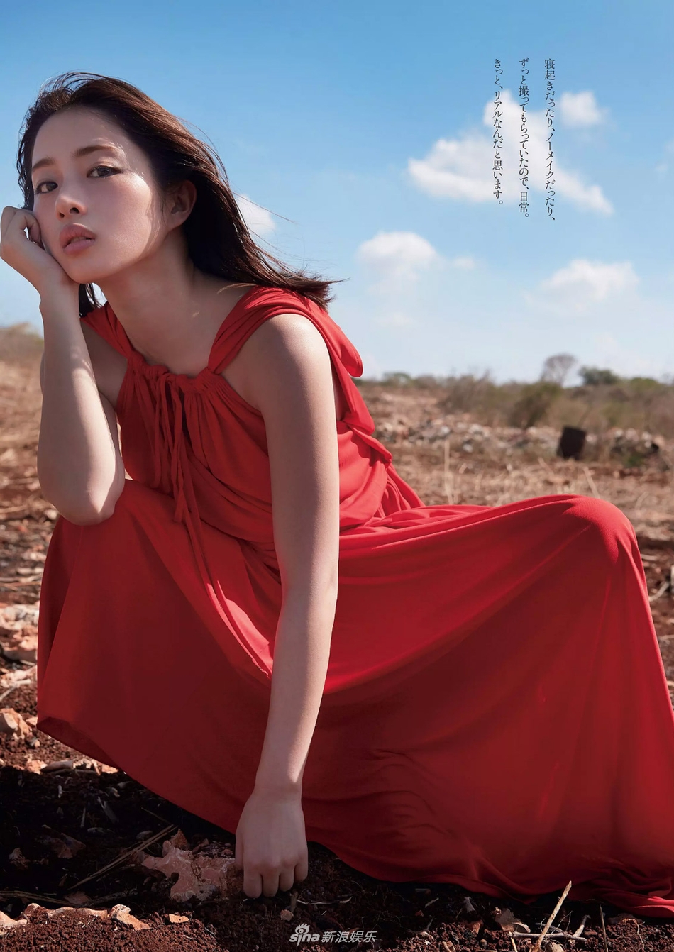 石原里美登封面秀美腿 30岁轻熟女散发魅力 石原里美登封面秀美腿 30岁轻熟女散发魅力